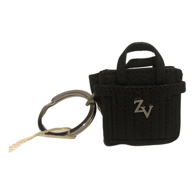 Pre-owned Zadig & Voltaire Leather Key Ring In Black
