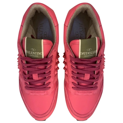 Pre-owned Valentino Garavani Rockrunner Leather Trainers In Pink
