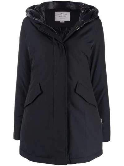 Woolrich Hooded Padded Coat In Blau