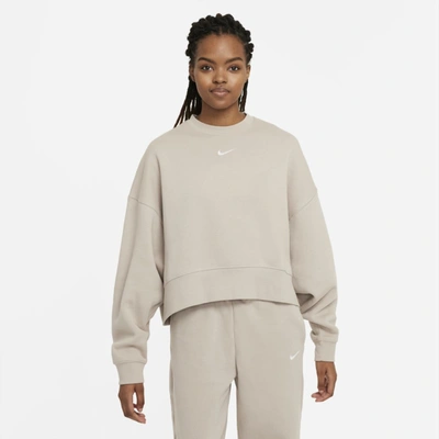 Nike Sportswear Collection Essentials Women's Oversized Fleece Crew In Cream Ii,white