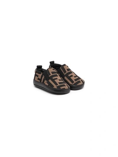 Fendi Babies' Logo Slip-on Trainers In 褐色