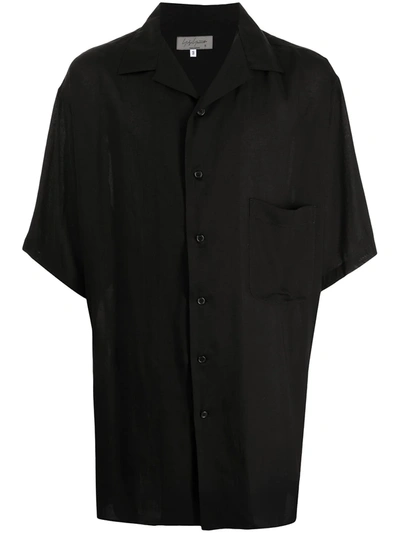 Yohji Yamamoto Step Hem Short-sleeved Shirt In 黑色