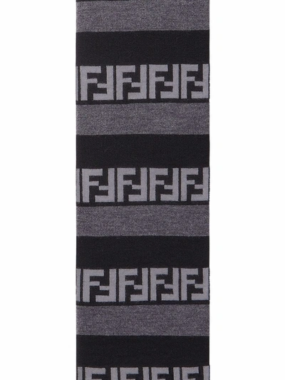 Fendi Mens Grigio Nero Bianco Striped And Branded Wool Scarf In Grey