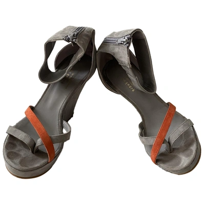 Pre-owned André Leather Sandals In Grey