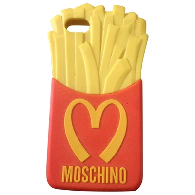 Pre-owned Moschino Iphone Case In Multicolour