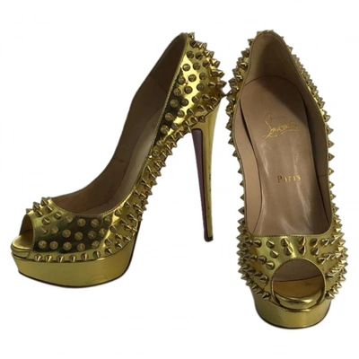 Pre-owned Christian Louboutin Lady Peep Patent Leather Heels In Gold