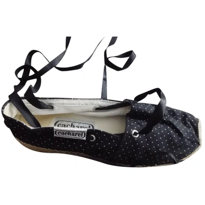 Pre-owned Cacharel Cloth Espadrilles In Black