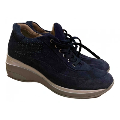 Pre-owned Cesare Paciotti Trainers In Blue