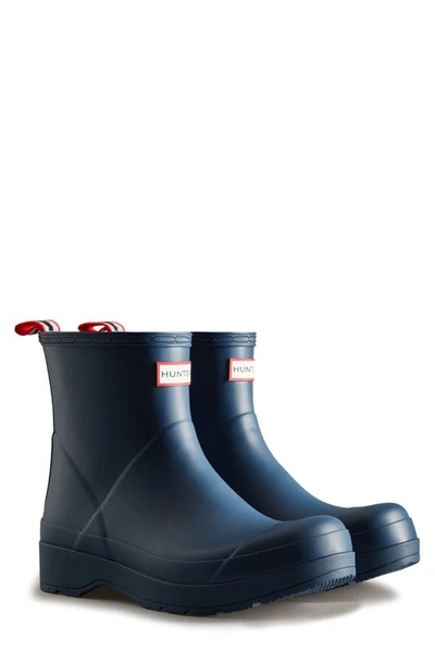 Hunter Men's Play Short Wellington Boots In Kerhuelen Navy