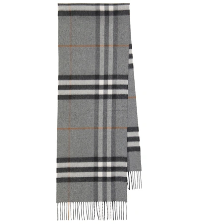 Burberry Logo Giant Check Cashmere Scarf In Grey Charcoal