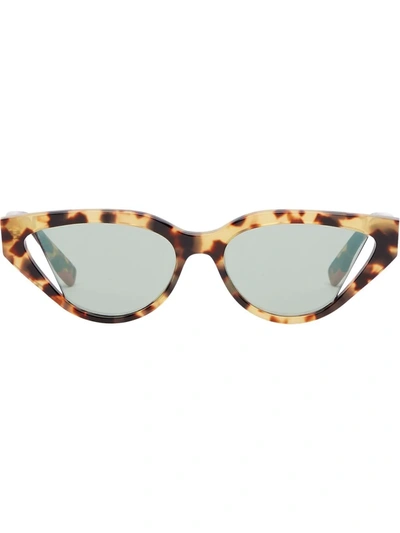 Fendi Dramatic Cutout Acetate Cat-eye Sunglasses In Havana/green
