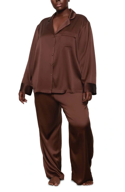 Skims Stretch Silk Pajama Pants In Cocoa