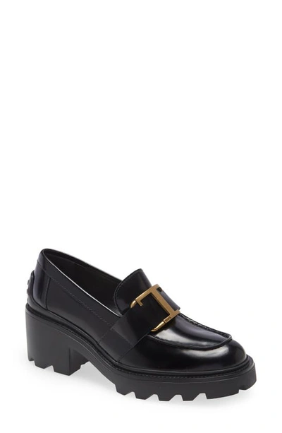 Tod's Buckle Moc Toe Loafer In Black