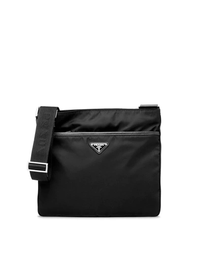 Prada Logo标牌单肩包 In Black