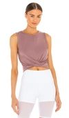 Alo Yoga Cover Cropped Tank Top In Woodrose