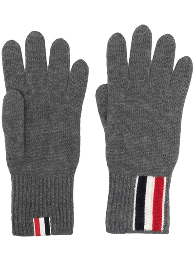 Thom Browne Stripe Detail Knitted Gloves In Grau