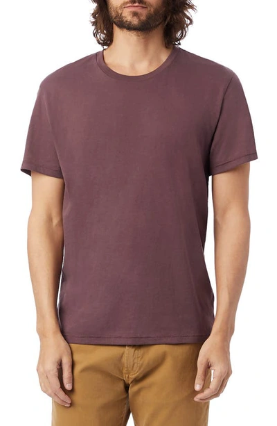 Alternative Solid Crewneck T-shirt In Dark Plum