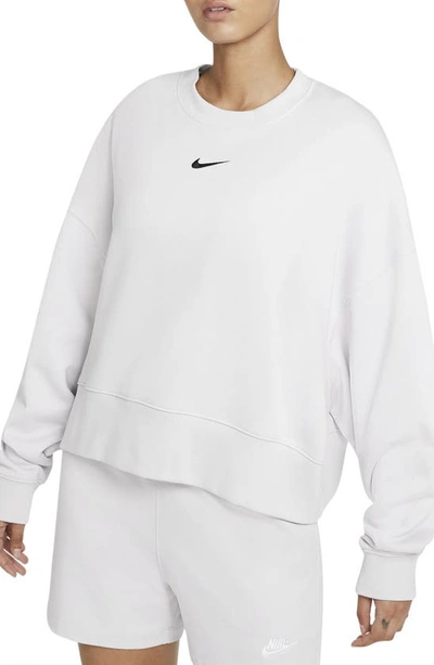 Nike Women's  Sportswear Collection Essentials Oversized Fleece Crew Sweatshirt In White