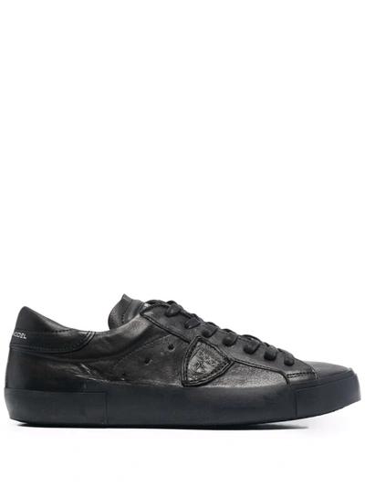 Philippe Model Prsx West Low-top Leather Sneakers In Black
