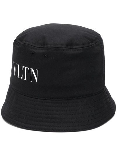 VALENTINO GARAVANI LOGO-PRINT BUCKET HAT