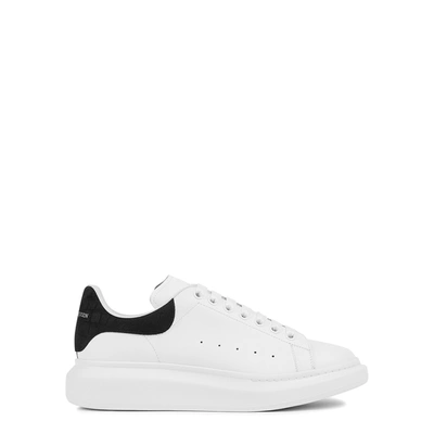 Alexander Mcqueen Sneakers Oversize In Pelle Bianca E Talloncino In Pelle Scamosciata Blu Avio In White