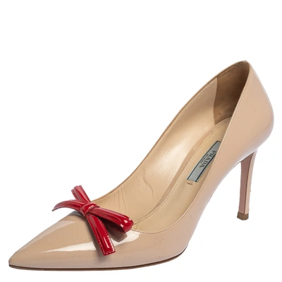 Pre-owned Prada Beige/red Patent Leather Pointed Toe Bow Pumps Size 37