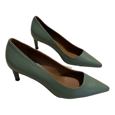 Pre-owned L'autre Chose Leather Heels In Green