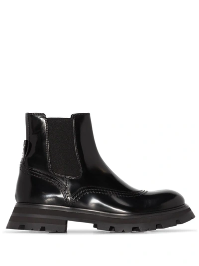 Alexander Mcqueen Chunky-sole Chelsea Boots In Schwarz