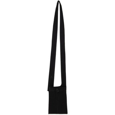 Issey Miyake Black Pleated Woven Shoulder Bag