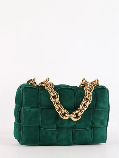 Bottega Veneta The Chain Cassette Shoulder Bag In Green