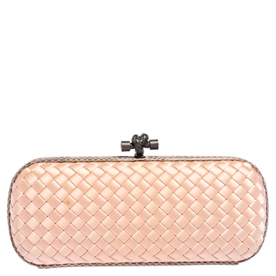 Pre-owned Bottega Veneta Peach Intrecciato Satin And Python Trim Knot Clutch In Beige