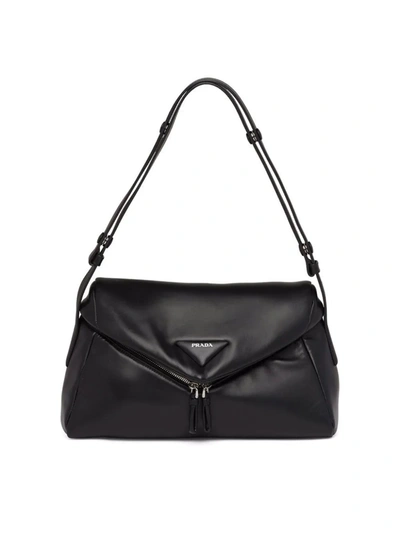 Prada Logo标牌单肩包 In Black