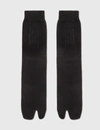 Maison Margiela Two-finger Ribbed Socks In Black