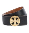 Tory Burch Reversible 1.5" Logo-buckle Belt In Black