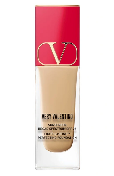 Valentino Very  24-hour Wear Liquid Foundation In La5