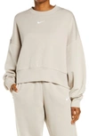 Nike Sportswear Collection Essentials Oversize Fleece Crew Sweatshirt In Cream Ii/ White