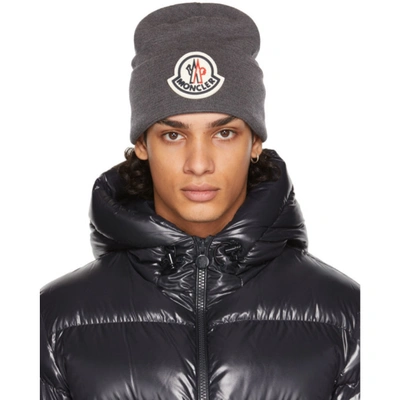 Moncler Logo-patch Knitted Beanie In Black