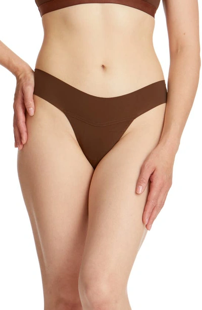 Hanky Panky Breathe Natural Thong In Mahogany