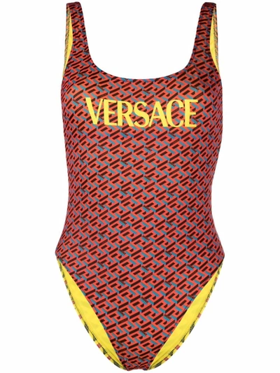 Versace 几何图案印花连体泳衣 In Gelb