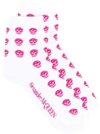 Alexander Mcqueen Skull-intarsia Ankle Socks In White