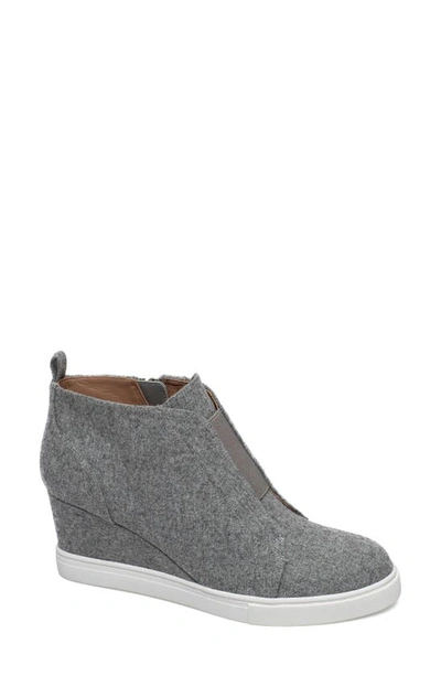 Linea Paolo Felicia Wedge Sneaker In Light Grey Fabric