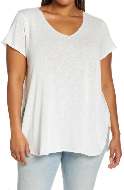 Treasure & Bond Ruched Keyhole Top In White