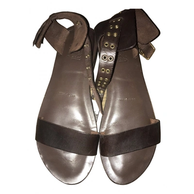 Pre-owned Eres Leather Sandals In Brown