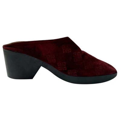 Pre-owned Givenchy Mules & Clogs In Burgundy