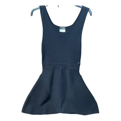Pre-owned Chanel Mid-length Dress In Navy