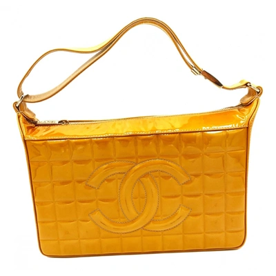 Pre-owned Chanel Patent Leather Handbag In Yellow