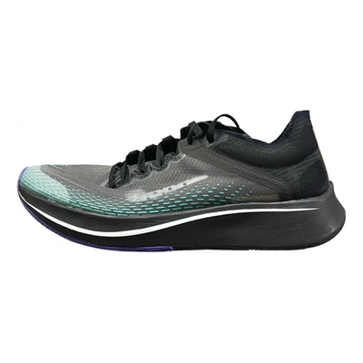 Pre-owned Nike Zoom Fly Low Trainers In Black