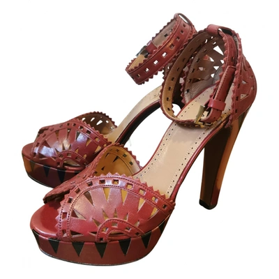 Pre-owned Alaïa Leather Sandals In Burgundy