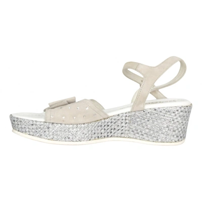 Pre-owned Byblos Sandal In White