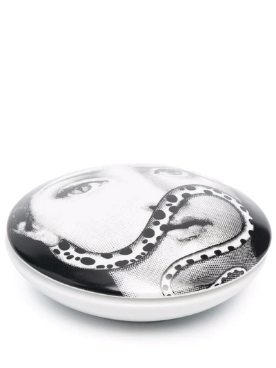 Fornasetti Tema E Variazioni Round Box In Weiss